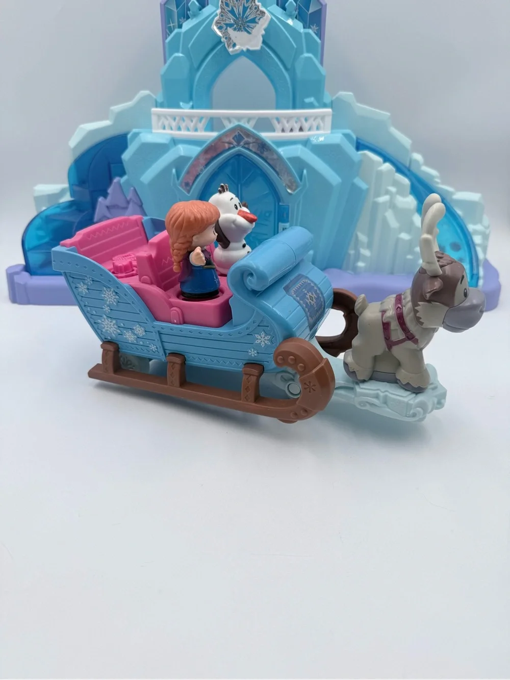 Fisher Price Little People Frozen Elsa Ice Castle Musical Playset With Sleigh